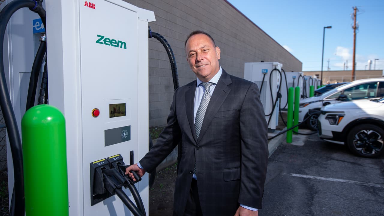 Heavy-duty EV shift reshapes Arizona fleet economics